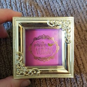 Pretty vulgar blush